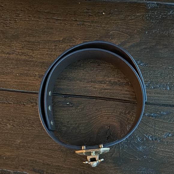 Never worn Tory Burch belt - Picture 2 of 6
